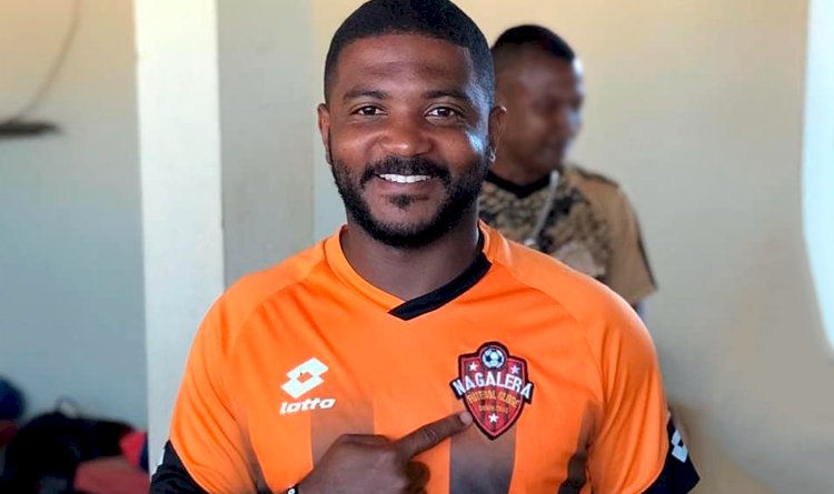 Dudú jogador amador aqui do bairro, um dos mais conhecidos de Pau da Lima, fala do desafio de ser treinador.