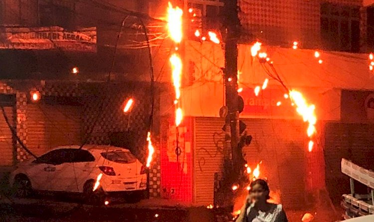 RESUMO: Postes que pegaram fogo em São Marcos.