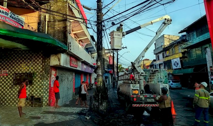 RESUMO: Postes que pegaram fogo em São Marcos.