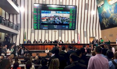 Deputados estaduais aprovam PPA e projeto que altera Estatuto da PM.