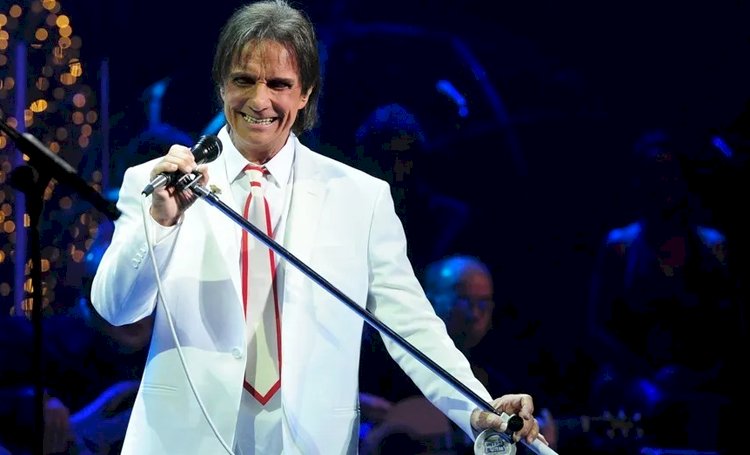 Roberto Carlos fará show gratuito em Salvador no dia 26 de dezembro, anuncia Bruno Reis.